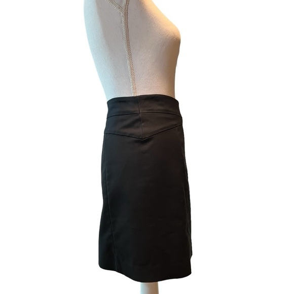 BANANA REPUBLIC WOMEN’S BLACK A-LINE ZIPPERED LINED SKIRT SIZE 10 - Picture 4 of 9